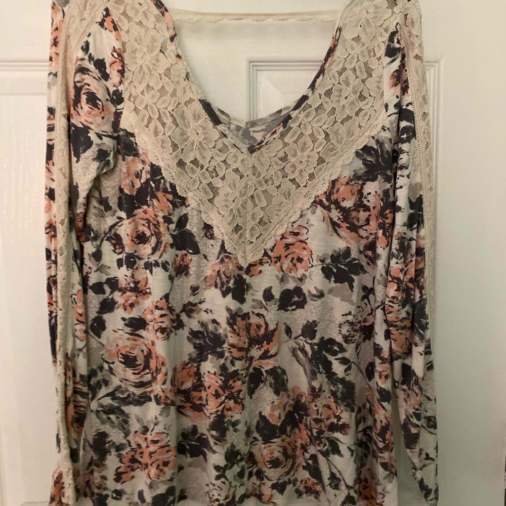 Abercrombie top